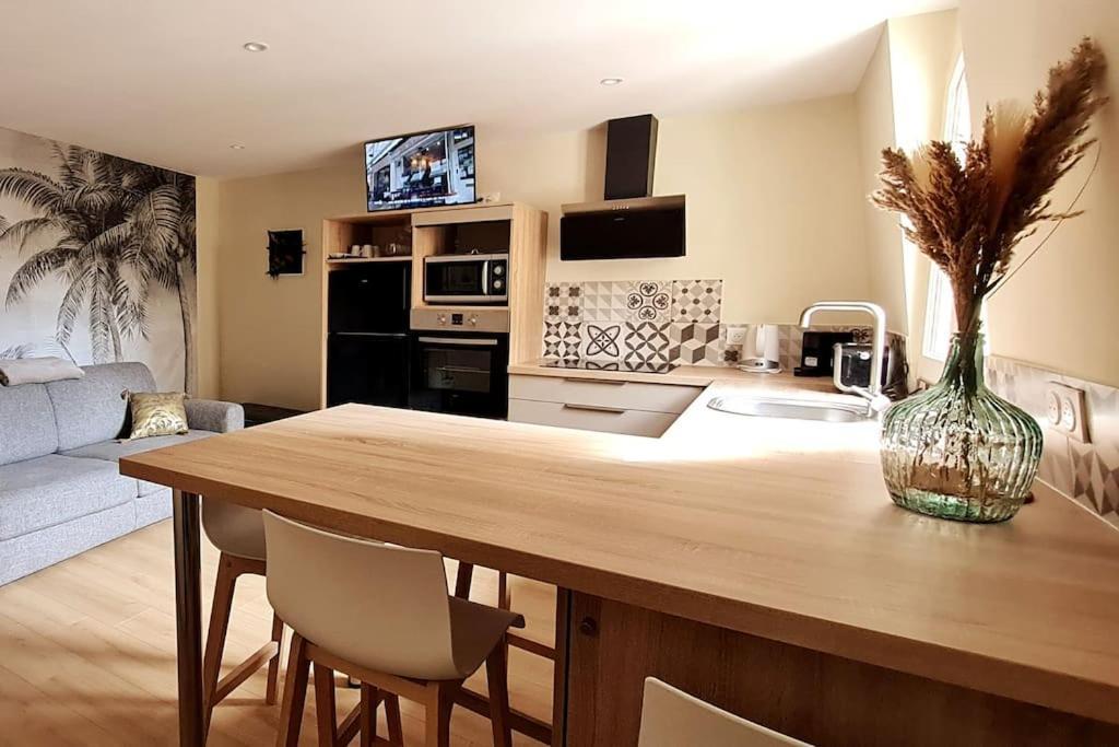Chez Jules - Duplex - Centre - Hospices Apartment Beaune  Ngoại thất bức ảnh